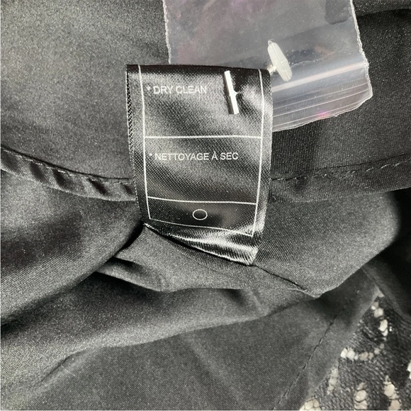 BB Dakota Black Lace Women’s  Dress Size 2‎  Fully Lined Cap Sleeve Fringe Hem - Picture 5 of 15